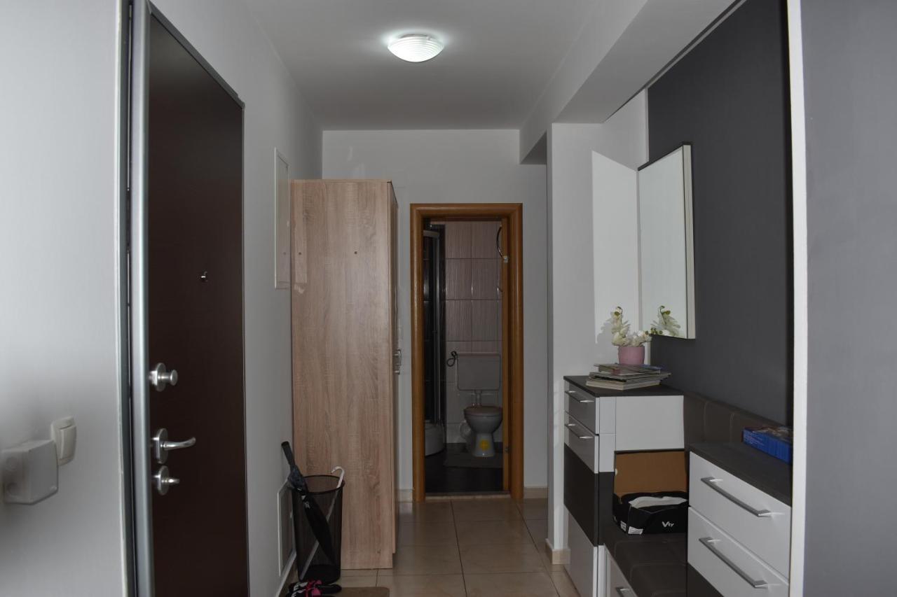 K & S Apartment ชาพลินา ภายนอก รูปภาพ