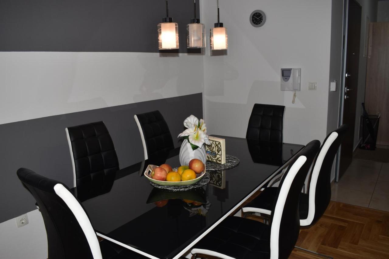 K & S Apartment ชาพลินา ภายนอก รูปภาพ