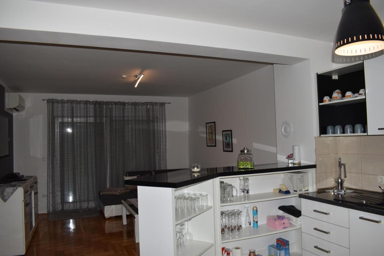 K & S Apartment ชาพลินา ภายนอก รูปภาพ
