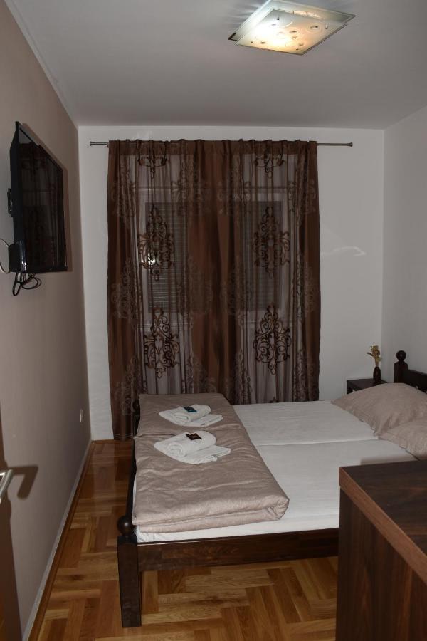 K & S Apartment ชาพลินา ภายนอก รูปภาพ