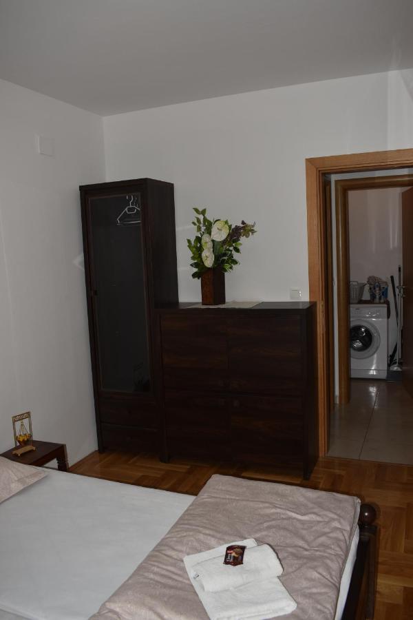 K & S Apartment ชาพลินา ภายนอก รูปภาพ